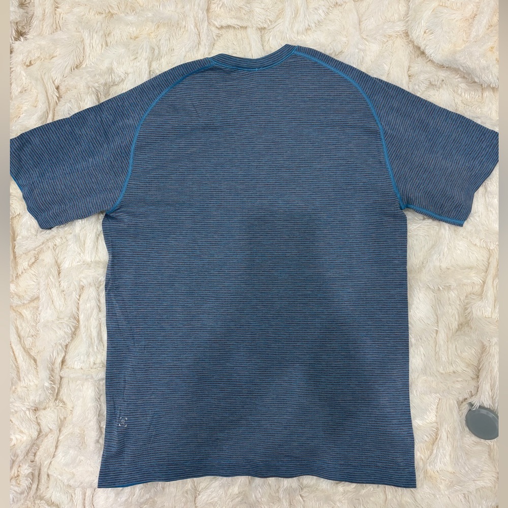 Lululemon Blue Short-Sleeve Knit Top - Picture 4 of 6